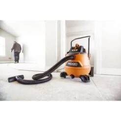Ridgid 16 Gallon Professional Wet/dry Vacuum -Tools Kleina Shop 181771 w LifestyleImage Lg
