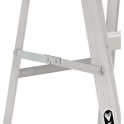 Louisville Ladder 4' Aluminum Step Ladder Type 1 -Tools Kleina Shop 750022 Feature3 WebOnly Lg